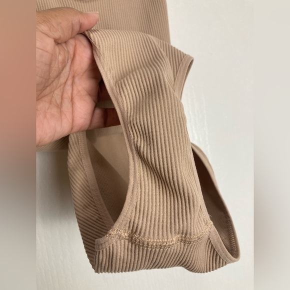 Urban Outfitters Out From Under Tan Women´s Bodysuit ,Size S ,Normcore - Picture 13 of 15